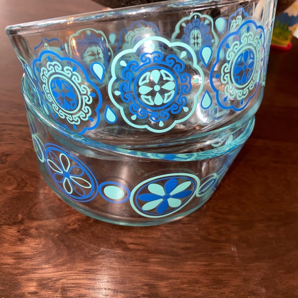 Pyrex Blue Flower Tupperware - Picture 2 of 6